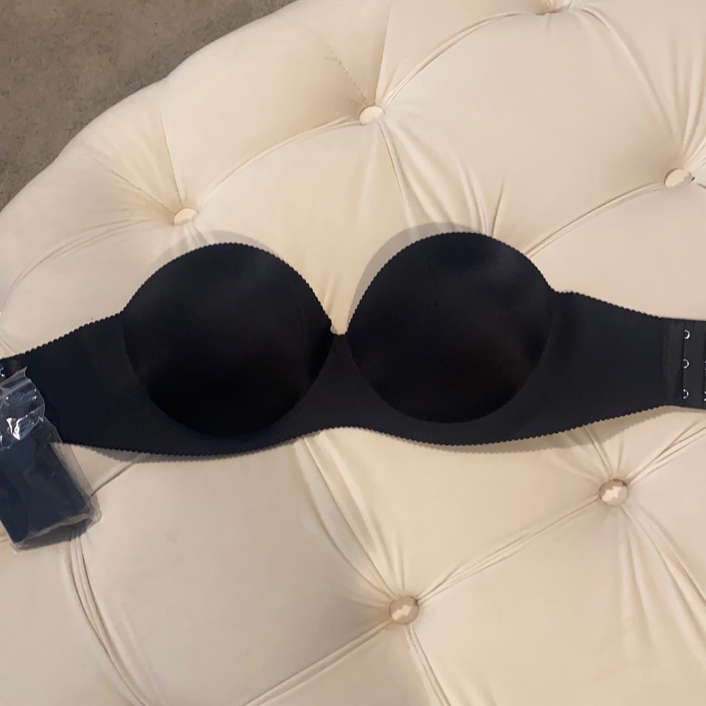Strapless bra